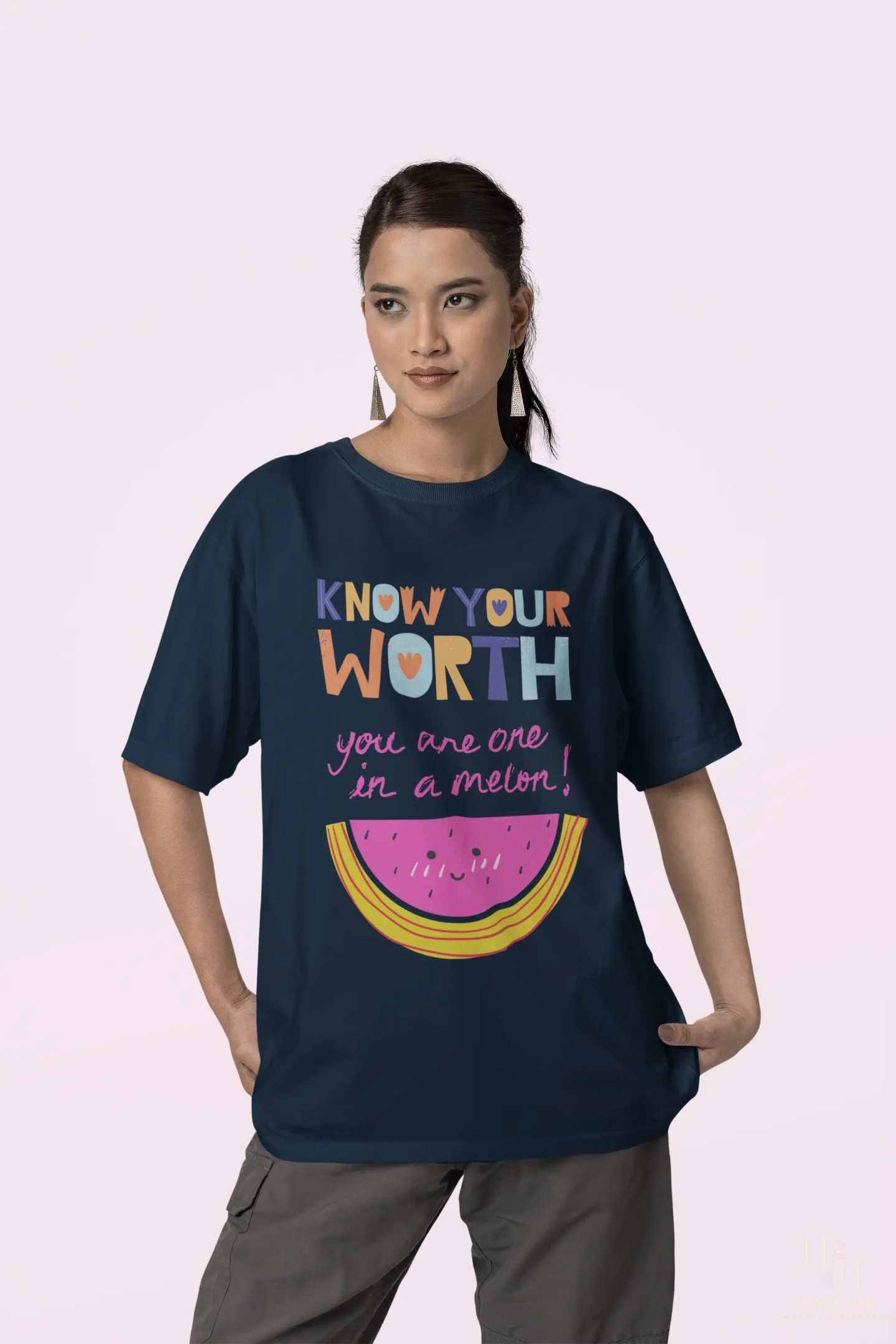 OVERSIZED  UNISEX T-SHIRT - KNOW YOUR WORTH HIM & HER