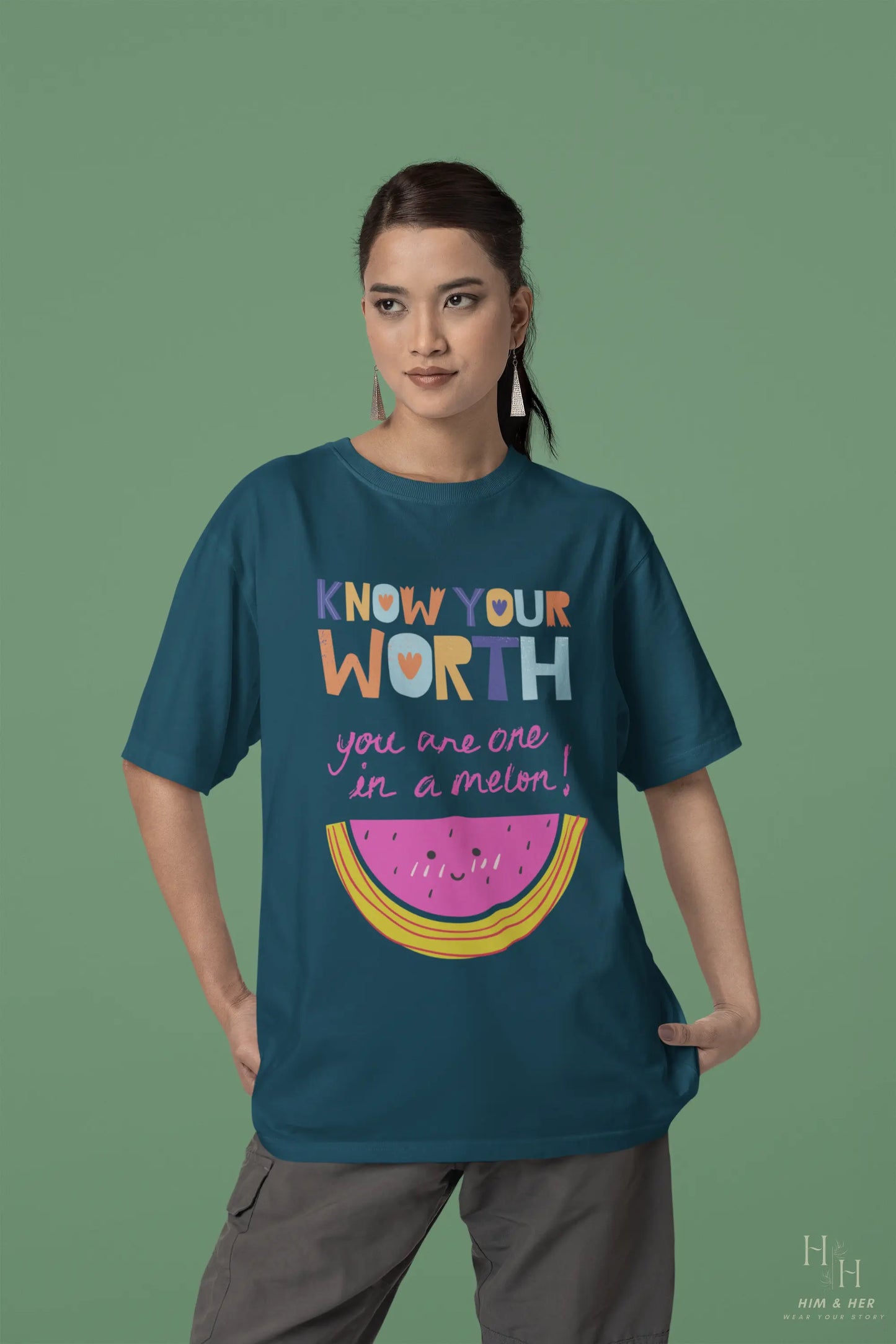 OVERSIZED  UNISEX T-SHIRT - KNOW YOUR WORTH HIM & HER